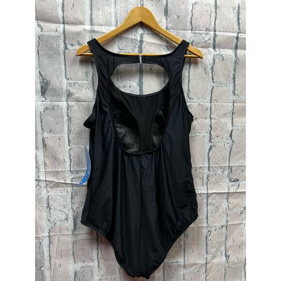 Figure Magic Womens One Piece Swimsuit Size 24W Nylon Blend - Picture 5 of 9
